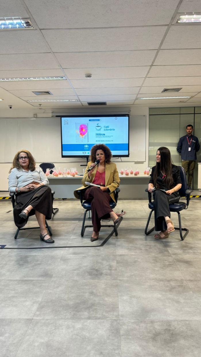 IERBB/MPRJ realiza Café Literário dedicado ao Outubro Rosa