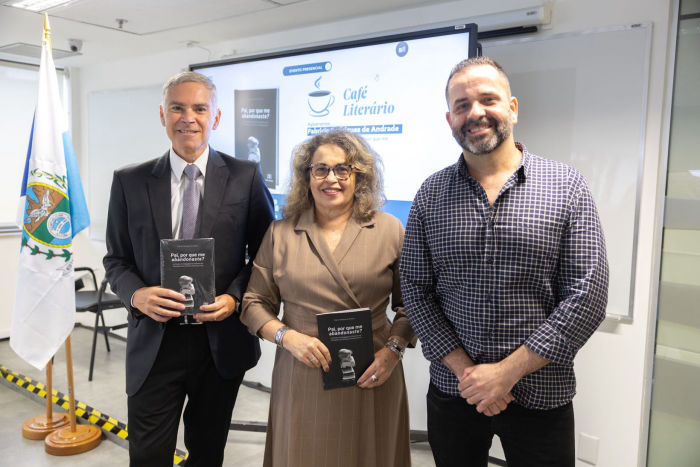IERBB/MPRJ promove Café Literário com autor do livro "Pai, por que me abandonaste?