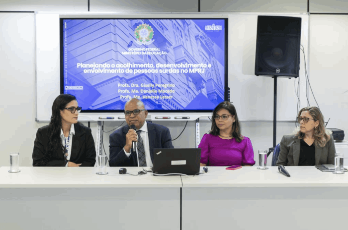 MPRJ e INES iniciam parceria para ampliar acessibilidade linguística