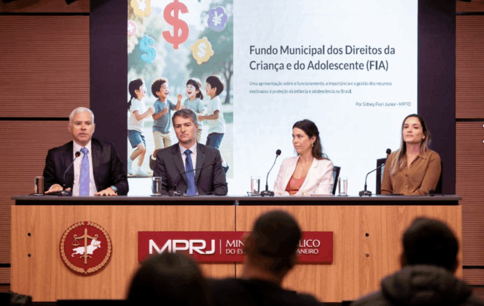 MPRJ promove curso para conselheiros dos Fundos dos Direitos da Criança e do Adolescente