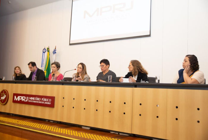 MPRJ reúne especialistas para debater as boas práticas no cuidado e desafios em Instituições de Longa Permanência para Idosos