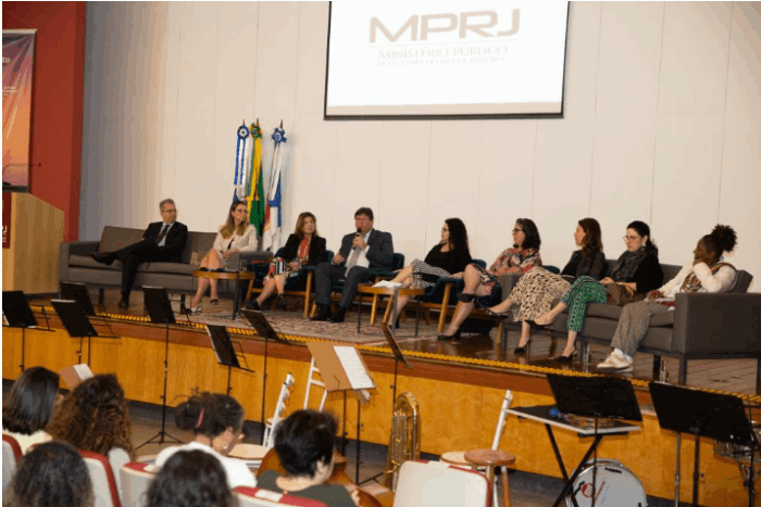 MPRJ promove evento que aborda o enfrentamento à violência doméstica no 1º Encontro de Fortalecimento de Rede