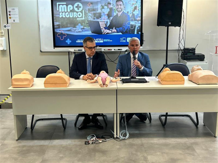 IERBB promove Café Literário com Marcelo Moutinho, vencedor do Prêmio Jabuti